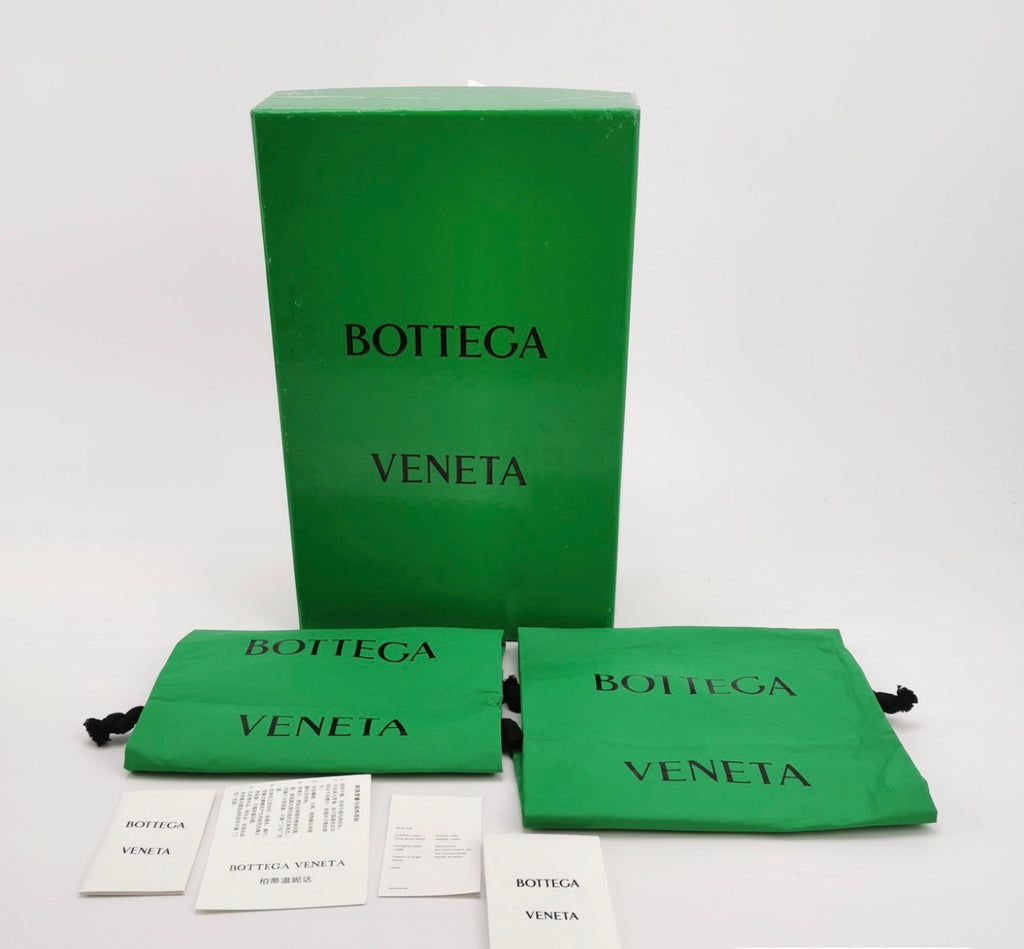 BOTTEGA VENETA Puddle Rubber Slingback Flat