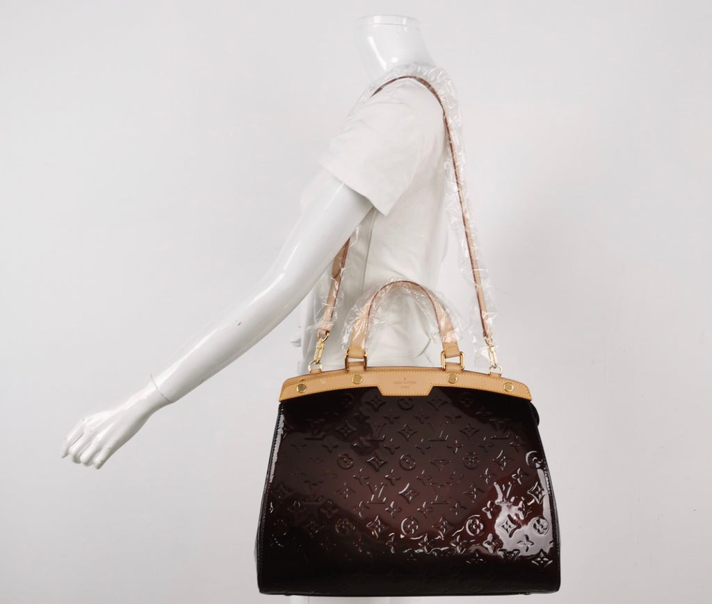 LOUIS VUITTON Amarante Monogram Vernis Brea MM