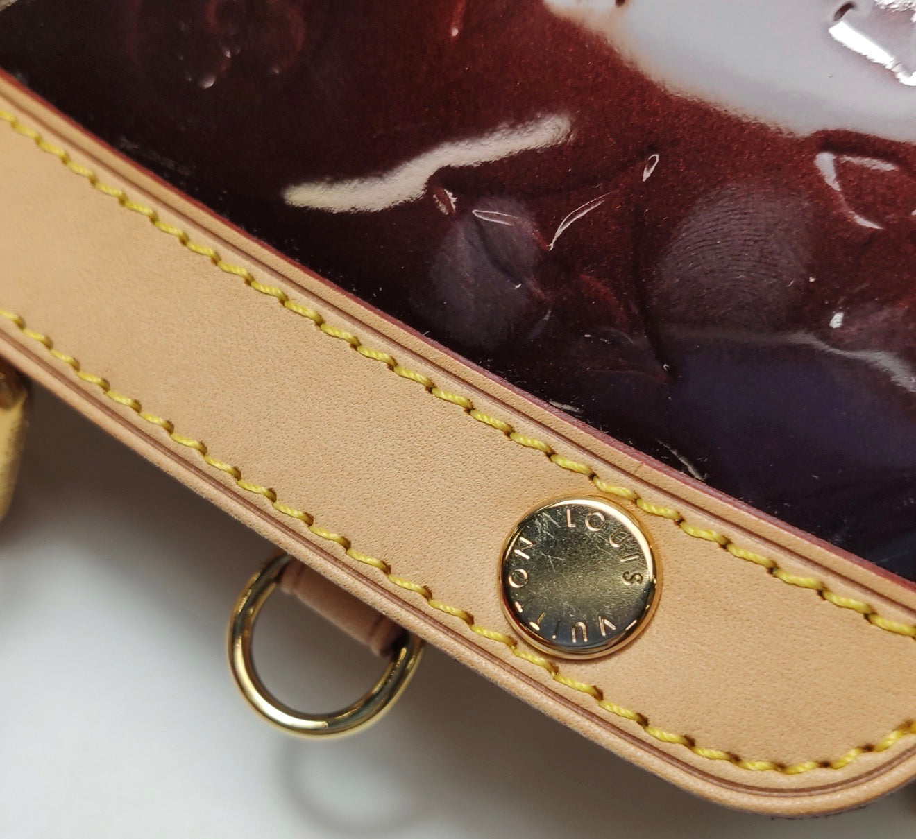 LOUIS VUITTON Amarante Monogram Vernis Brea MM