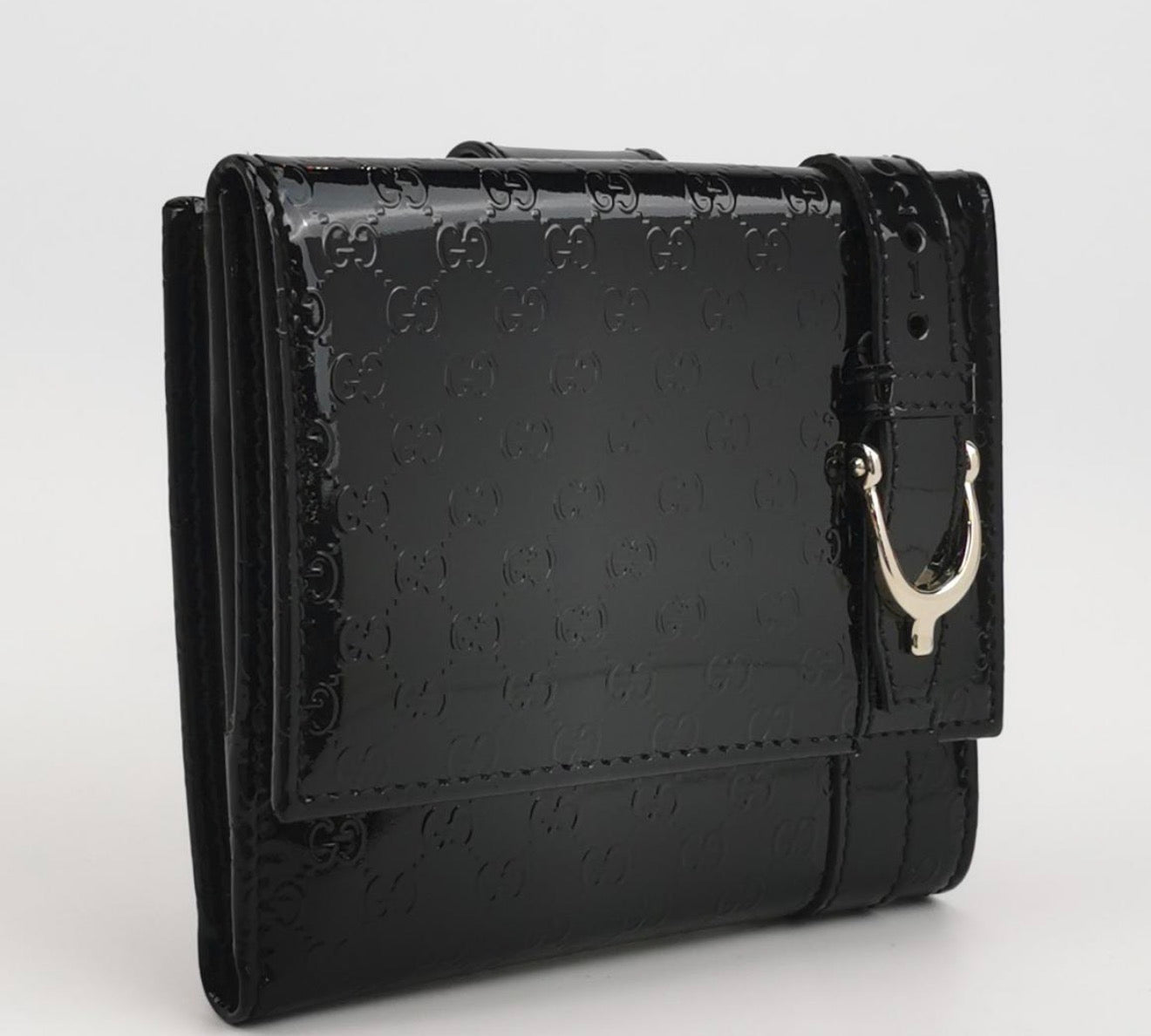GUCCI Microguccissima Patent Leather Wallet