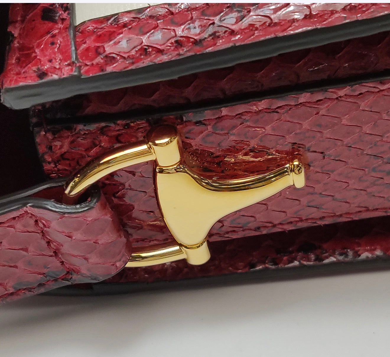 GUCCI Horsebit 1955 Python Trim Shoulder Bag
