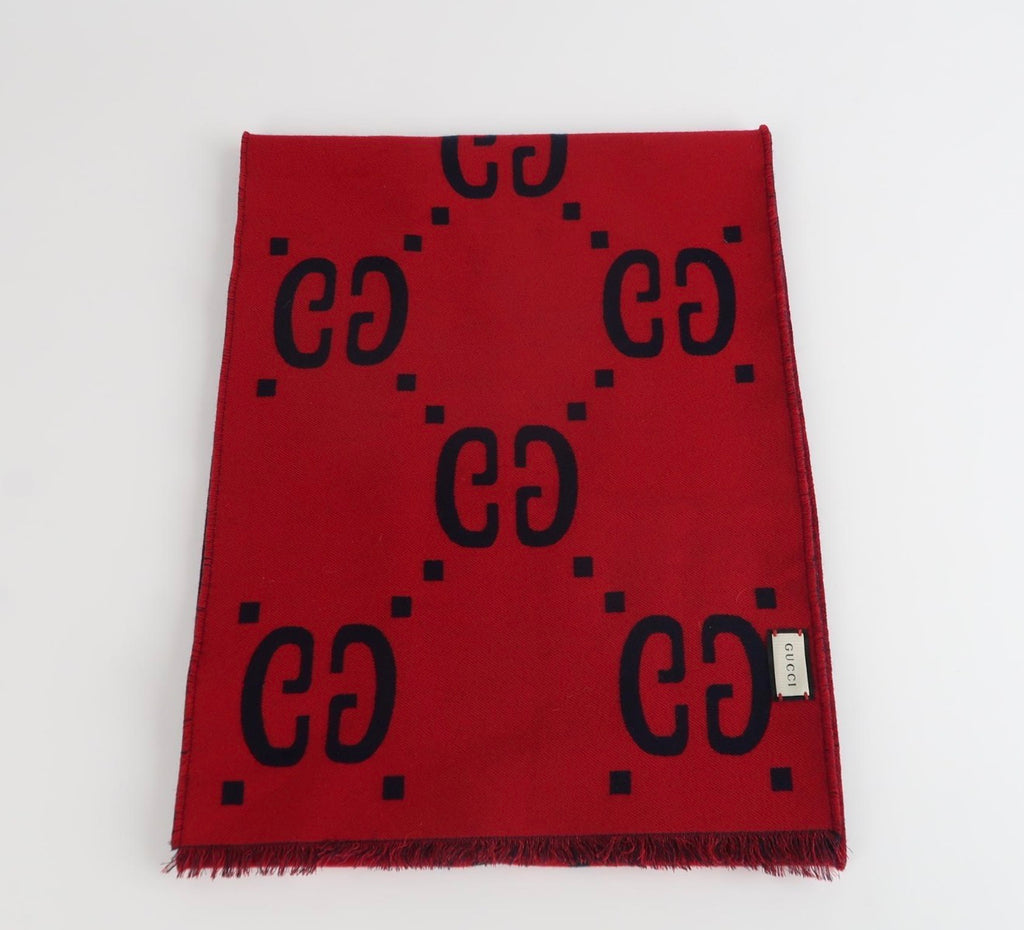 GUCCI GG Jacquard Wool Silk Scarf